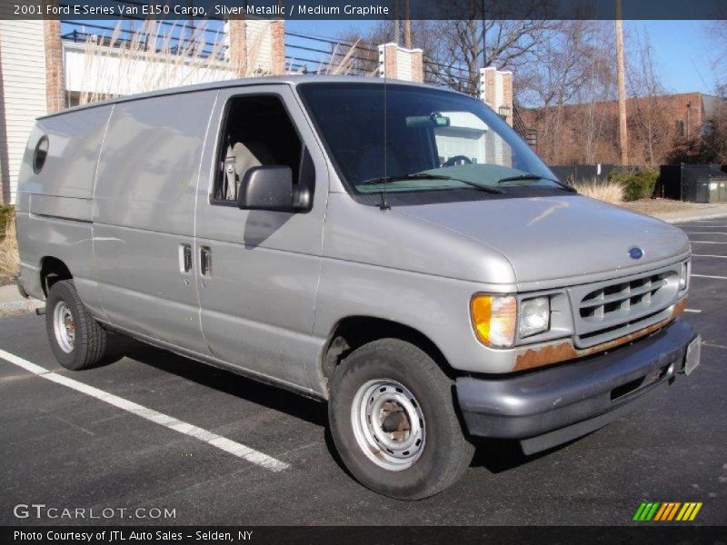 Silver Metallic / Medium Graphite 2001 Ford E Series Van E150 Cargo