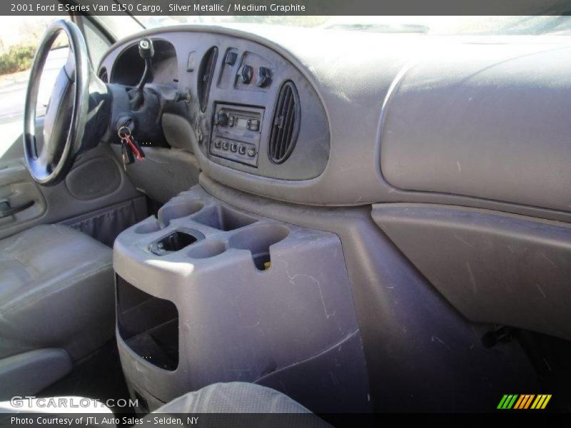 Silver Metallic / Medium Graphite 2001 Ford E Series Van E150 Cargo
