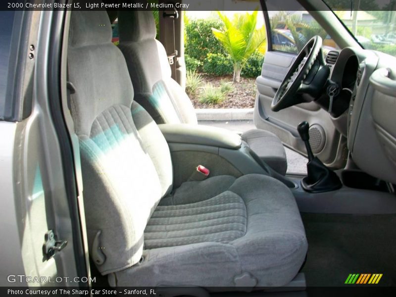Light Pewter Metallic / Medium Gray 2000 Chevrolet Blazer LS