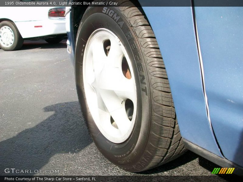 Light Adriatic Blue Metallic / Gray 1995 Oldsmobile Aurora 4.0