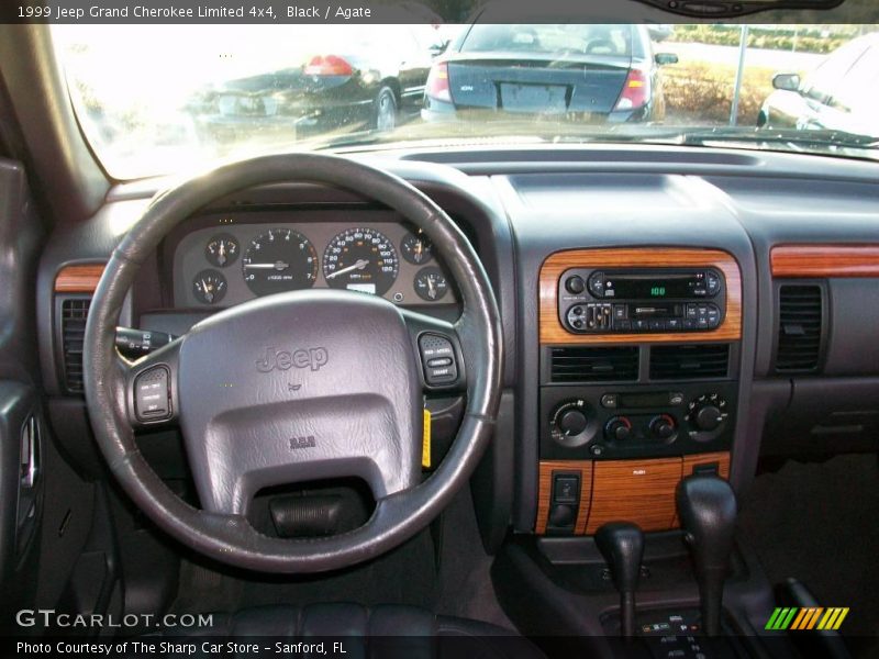 Black / Agate 1999 Jeep Grand Cherokee Limited 4x4