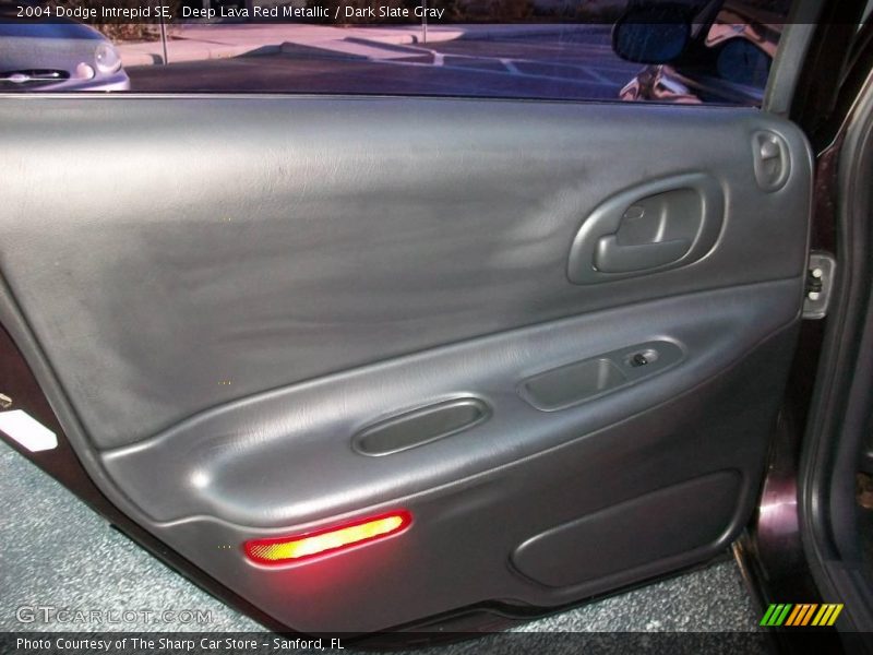Deep Lava Red Metallic / Dark Slate Gray 2004 Dodge Intrepid SE