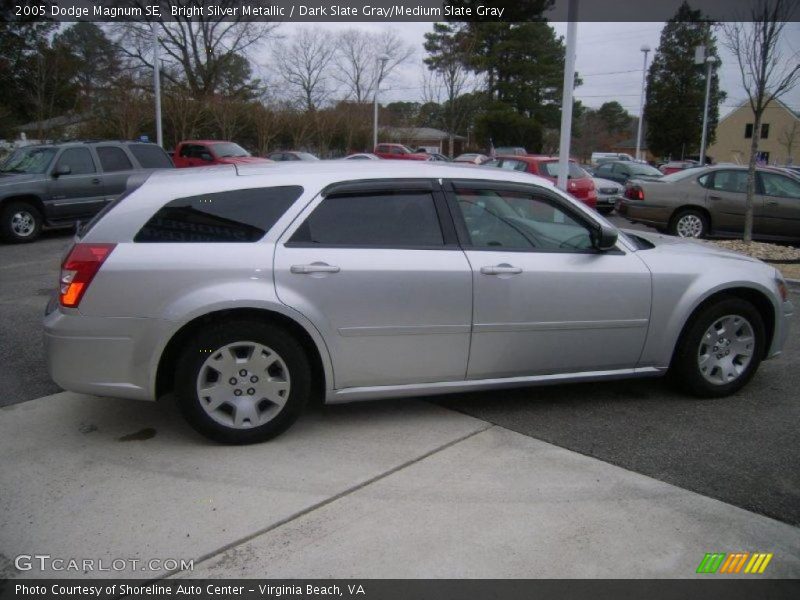 Bright Silver Metallic / Dark Slate Gray/Medium Slate Gray 2005 Dodge Magnum SE
