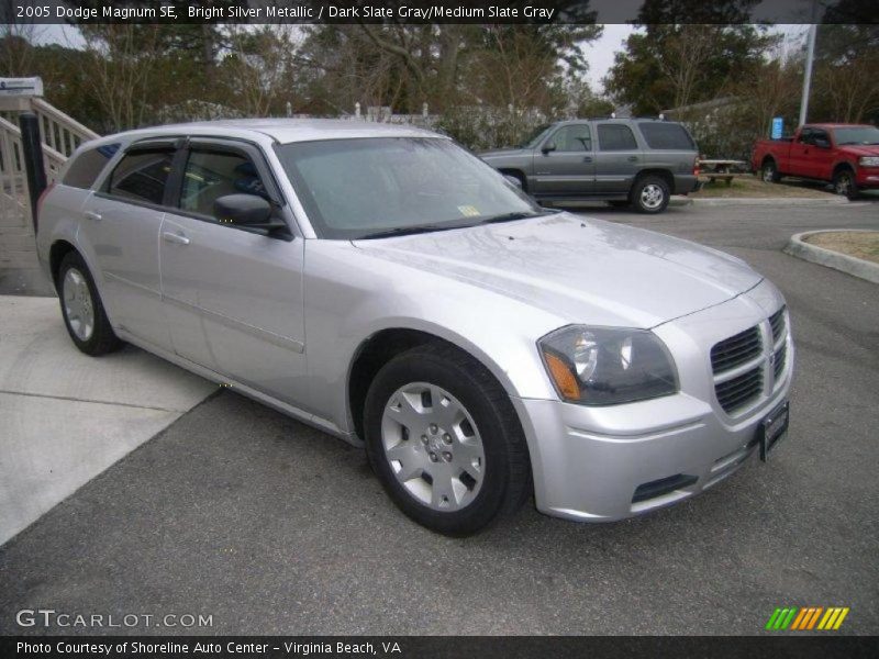 Bright Silver Metallic / Dark Slate Gray/Medium Slate Gray 2005 Dodge Magnum SE