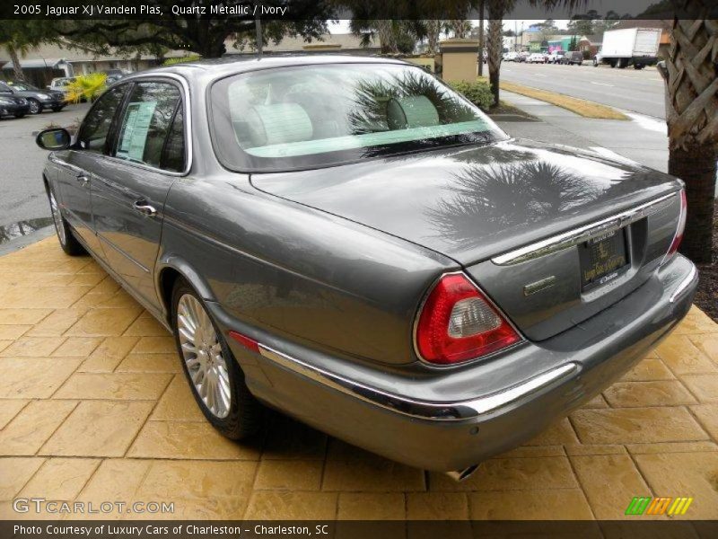 Quartz Metallic / Ivory 2005 Jaguar XJ Vanden Plas