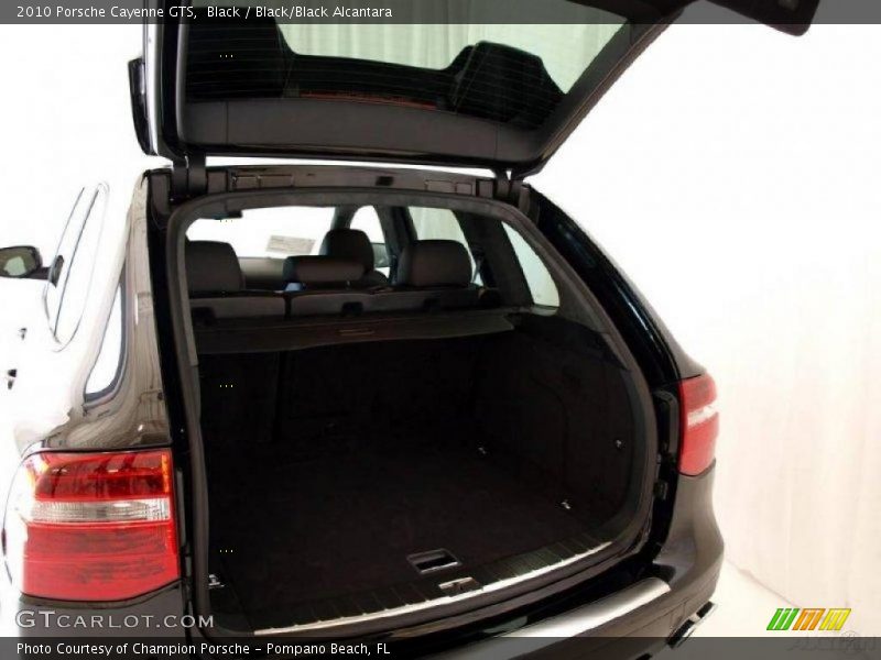 Black / Black/Black Alcantara 2010 Porsche Cayenne GTS