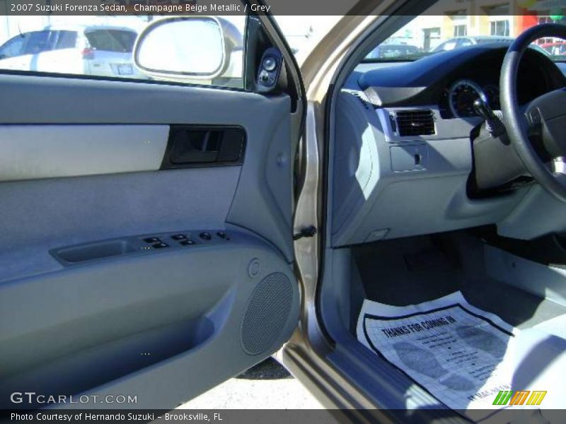 Champagne Beige Metallic / Grey 2007 Suzuki Forenza Sedan