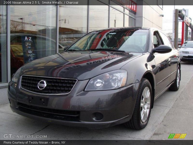 Smoke Metallic / Charcoal 2006 Nissan Altima 2.5 S