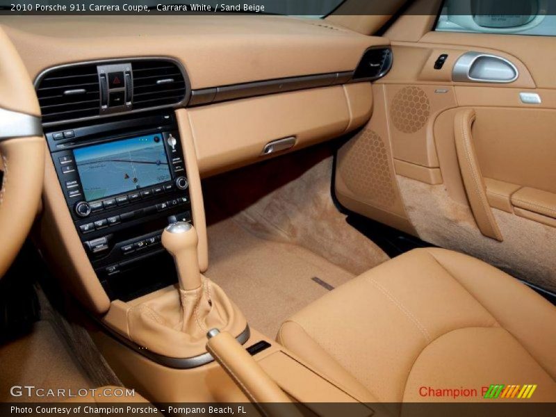 Carrara White / Sand Beige 2010 Porsche 911 Carrera Coupe