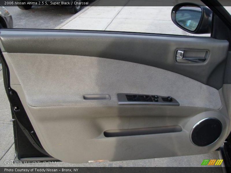 Super Black / Charcoal 2006 Nissan Altima 2.5 S