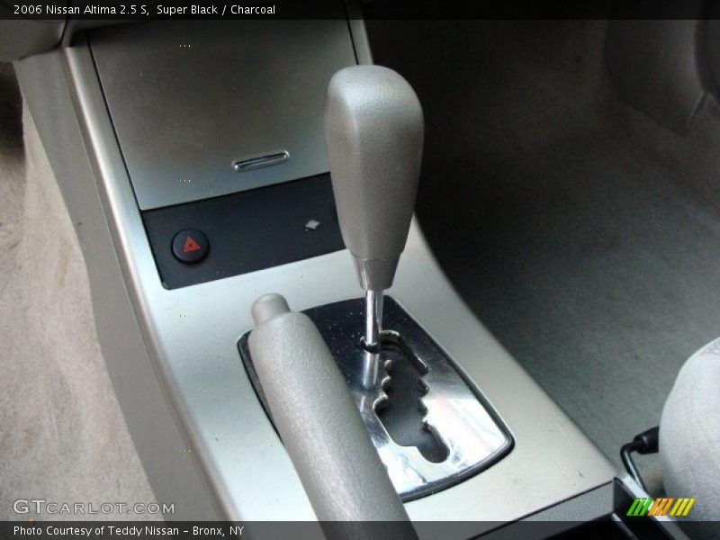 Super Black / Charcoal 2006 Nissan Altima 2.5 S