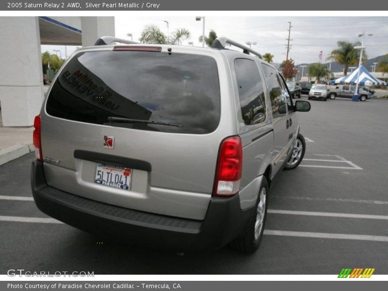 Silver Pearl Metallic / Grey 2005 Saturn Relay 2 AWD