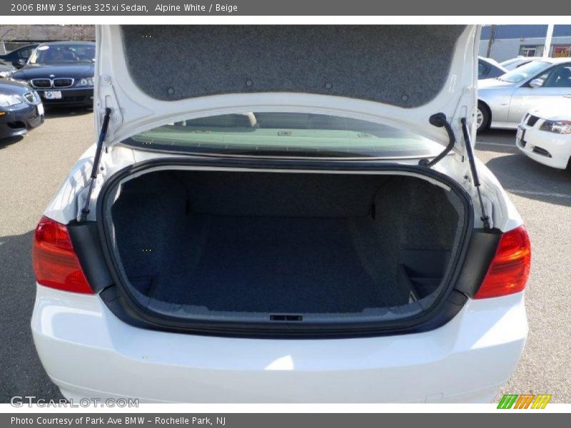 Alpine White / Beige 2006 BMW 3 Series 325xi Sedan