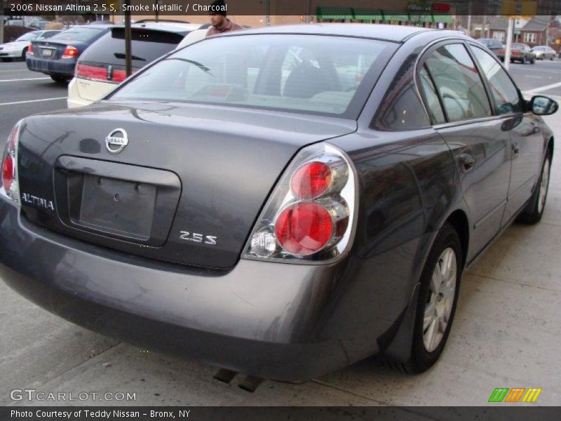 Smoke Metallic / Charcoal 2006 Nissan Altima 2.5 S