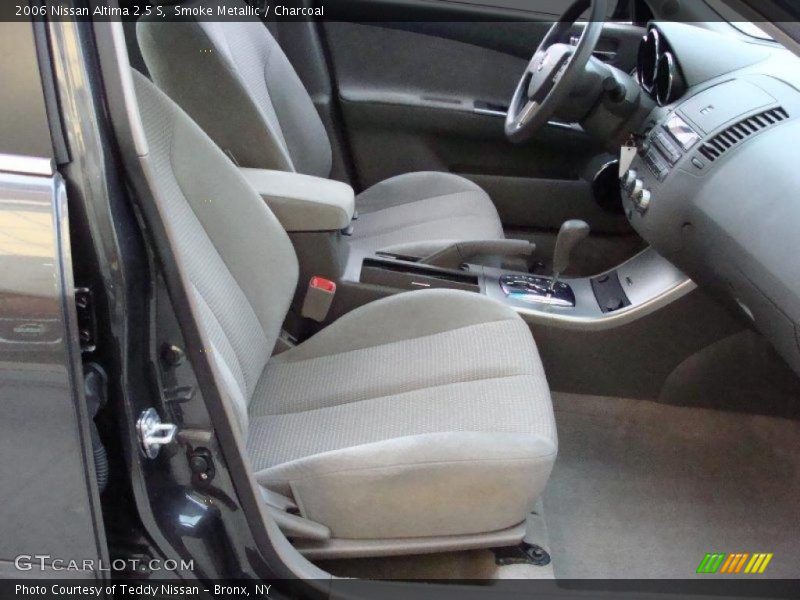 Smoke Metallic / Charcoal 2006 Nissan Altima 2.5 S