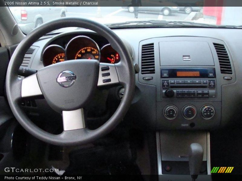 Smoke Metallic / Charcoal 2006 Nissan Altima 2.5 S