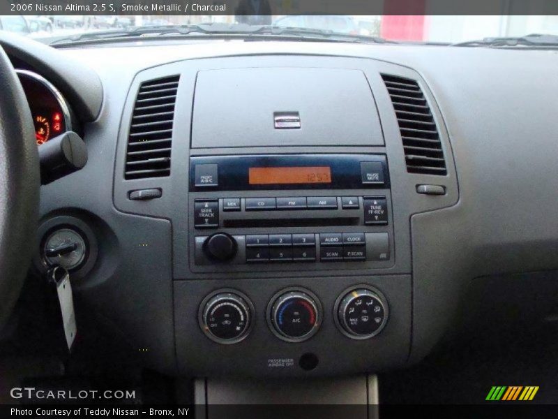 Smoke Metallic / Charcoal 2006 Nissan Altima 2.5 S