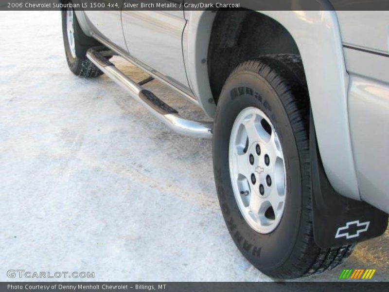 Silver Birch Metallic / Gray/Dark Charcoal 2006 Chevrolet Suburban LS 1500 4x4