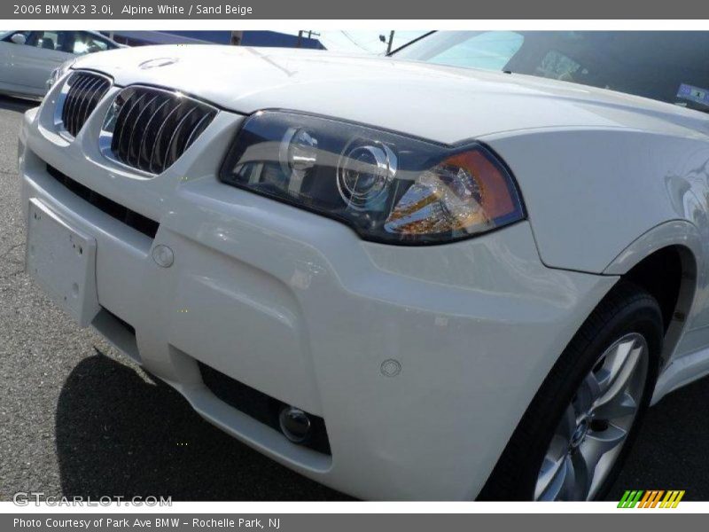 Alpine White / Sand Beige 2006 BMW X3 3.0i