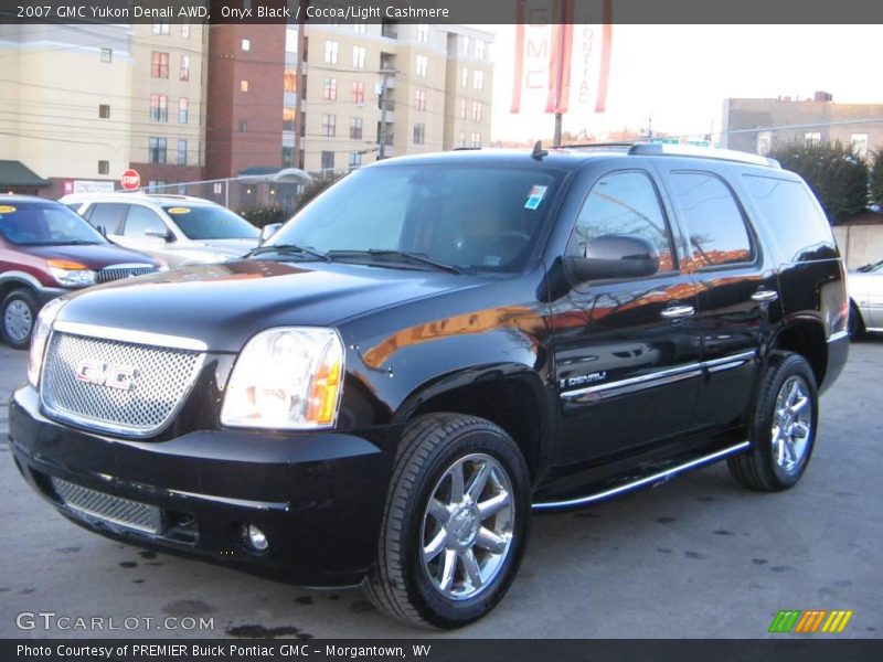 Onyx Black / Cocoa/Light Cashmere 2007 GMC Yukon Denali AWD