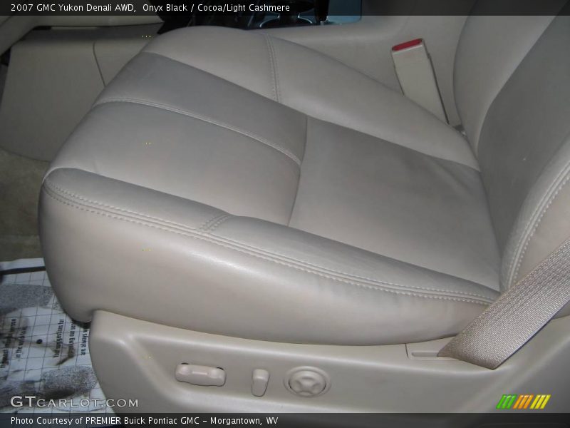 Onyx Black / Cocoa/Light Cashmere 2007 GMC Yukon Denali AWD
