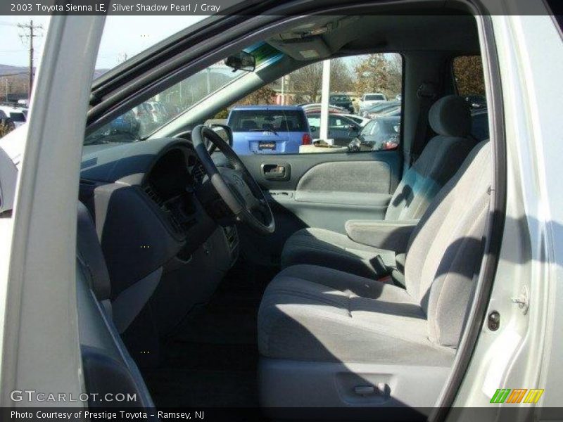 Silver Shadow Pearl / Gray 2003 Toyota Sienna LE