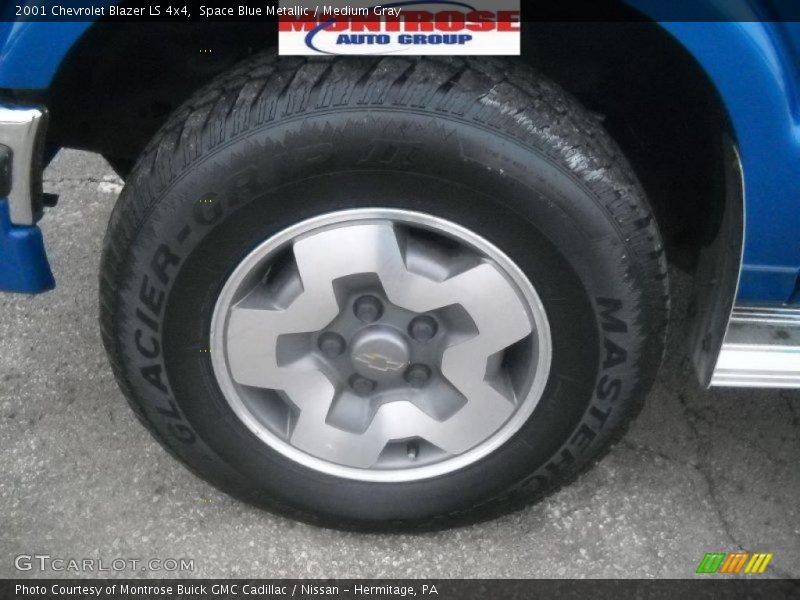Space Blue Metallic / Medium Gray 2001 Chevrolet Blazer LS 4x4