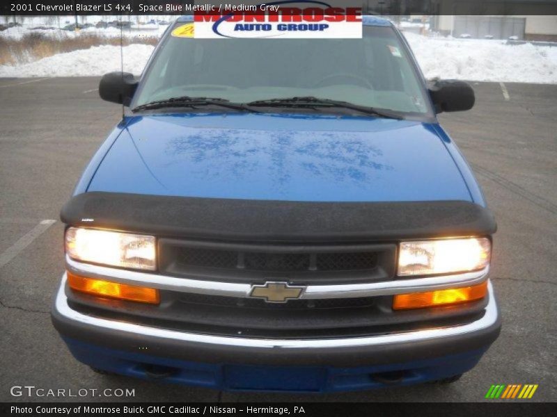 Space Blue Metallic / Medium Gray 2001 Chevrolet Blazer LS 4x4