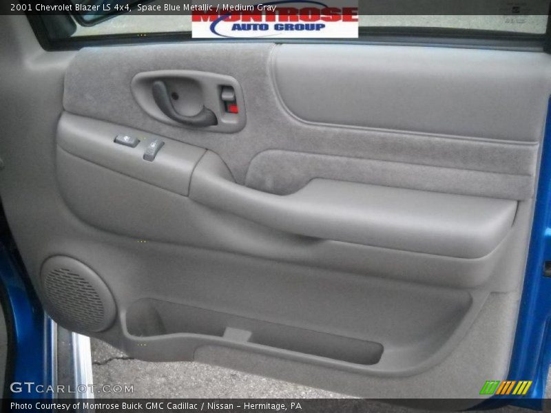 Space Blue Metallic / Medium Gray 2001 Chevrolet Blazer LS 4x4