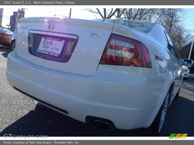 White Diamond Pearl / Ebony 2007 Acura TL 3.2