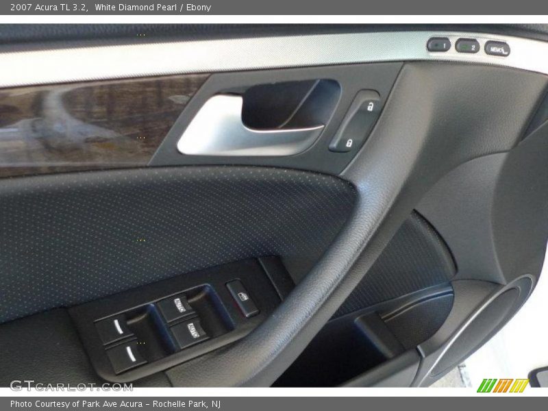 White Diamond Pearl / Ebony 2007 Acura TL 3.2