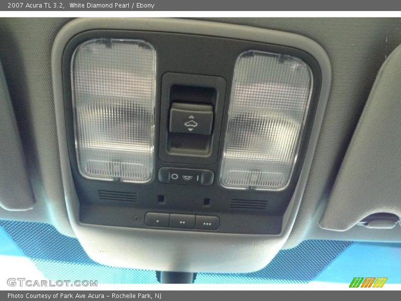 White Diamond Pearl / Ebony 2007 Acura TL 3.2