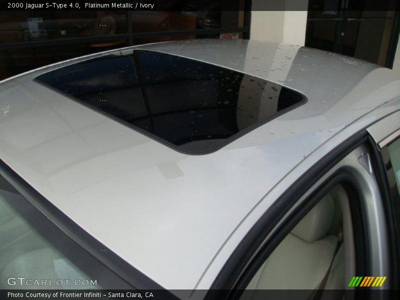 Platinum Metallic / Ivory 2000 Jaguar S-Type 4.0