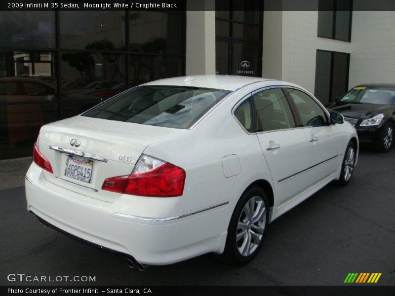 Moonlight White / Graphite Black 2009 Infiniti M 35 Sedan