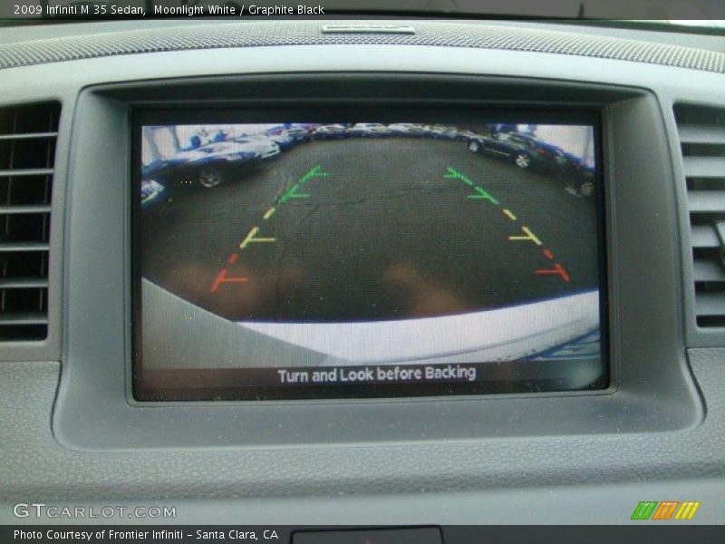 Moonlight White / Graphite Black 2009 Infiniti M 35 Sedan