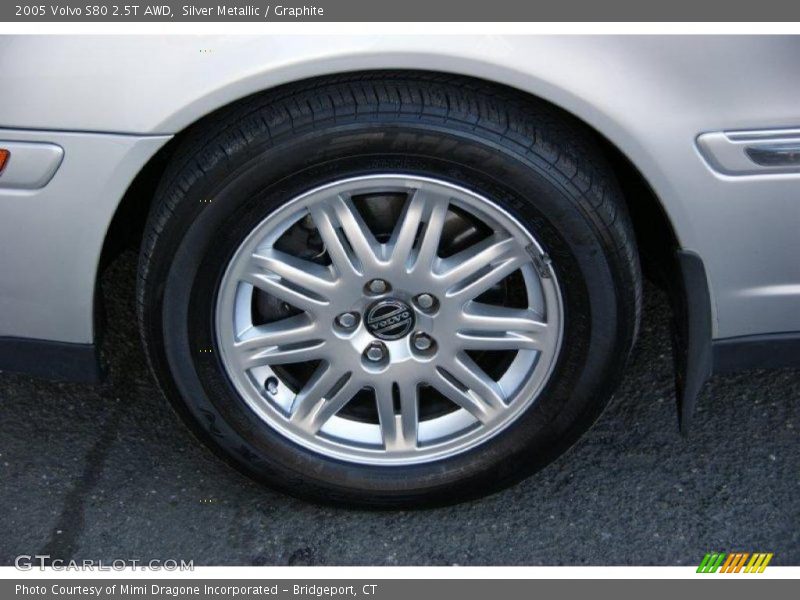 Silver Metallic / Graphite 2005 Volvo S80 2.5T AWD