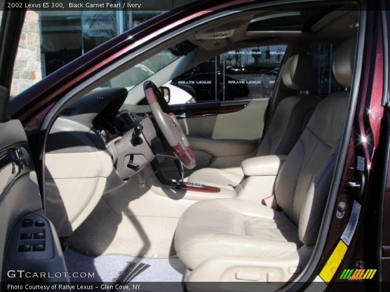 Black Garnet Pearl / Ivory 2002 Lexus ES 300