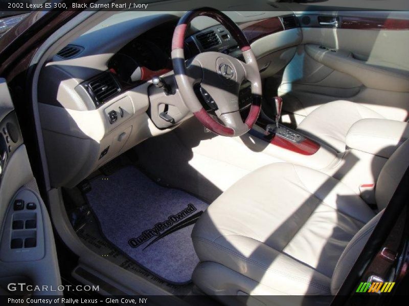 Black Garnet Pearl / Ivory 2002 Lexus ES 300
