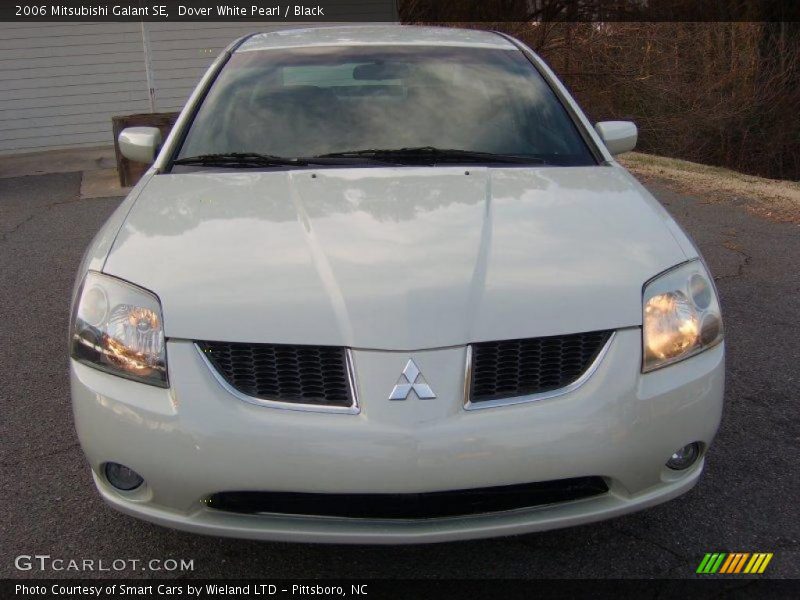 Dover White Pearl / Black 2006 Mitsubishi Galant SE