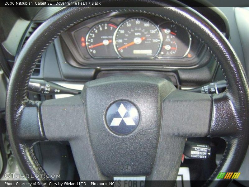 Dover White Pearl / Black 2006 Mitsubishi Galant SE