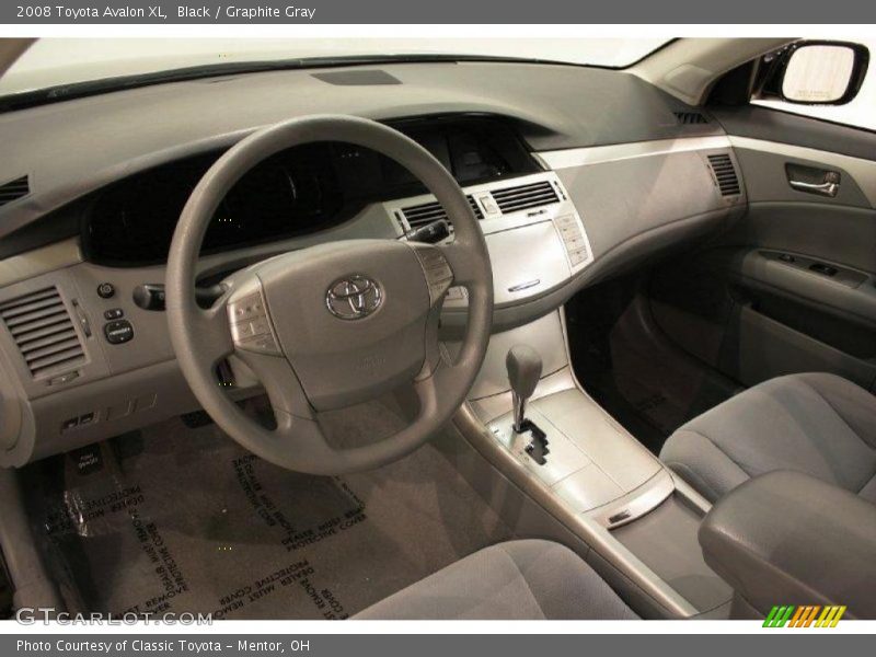 Black / Graphite Gray 2008 Toyota Avalon XL