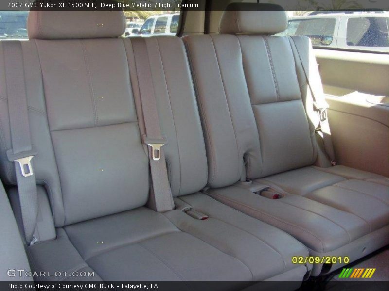 Deep Blue Metallic / Light Titanium 2007 GMC Yukon XL 1500 SLT