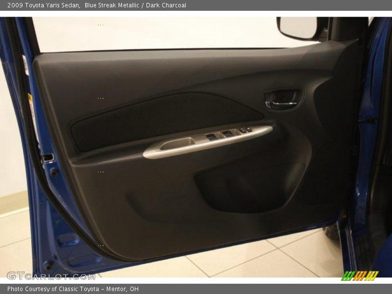 Blue Streak Metallic / Dark Charcoal 2009 Toyota Yaris Sedan