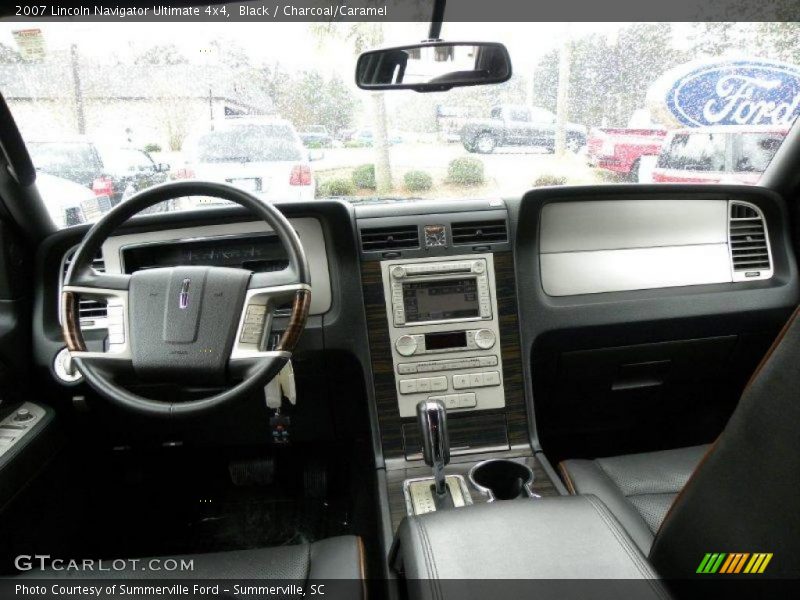 Black / Charcoal/Caramel 2007 Lincoln Navigator Ultimate 4x4