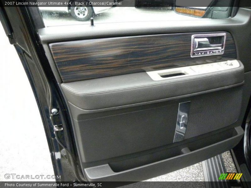 Black / Charcoal/Caramel 2007 Lincoln Navigator Ultimate 4x4