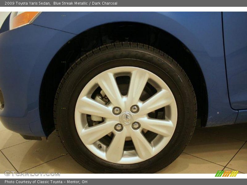 Blue Streak Metallic / Dark Charcoal 2009 Toyota Yaris Sedan