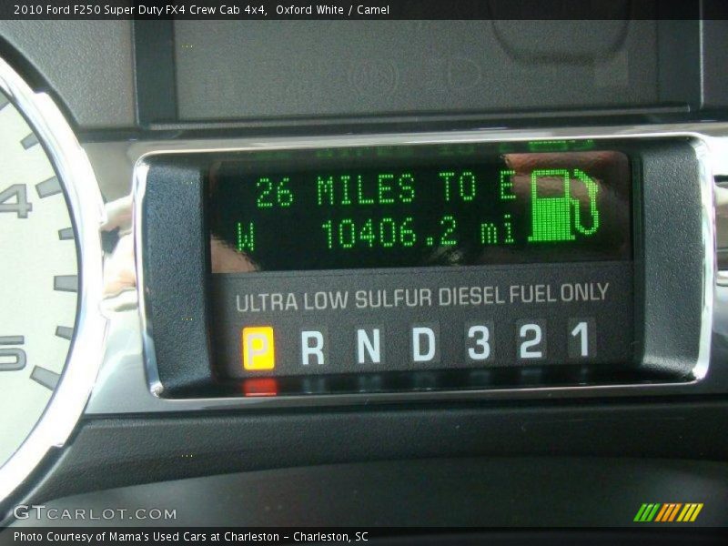 Oxford White / Camel 2010 Ford F250 Super Duty FX4 Crew Cab 4x4