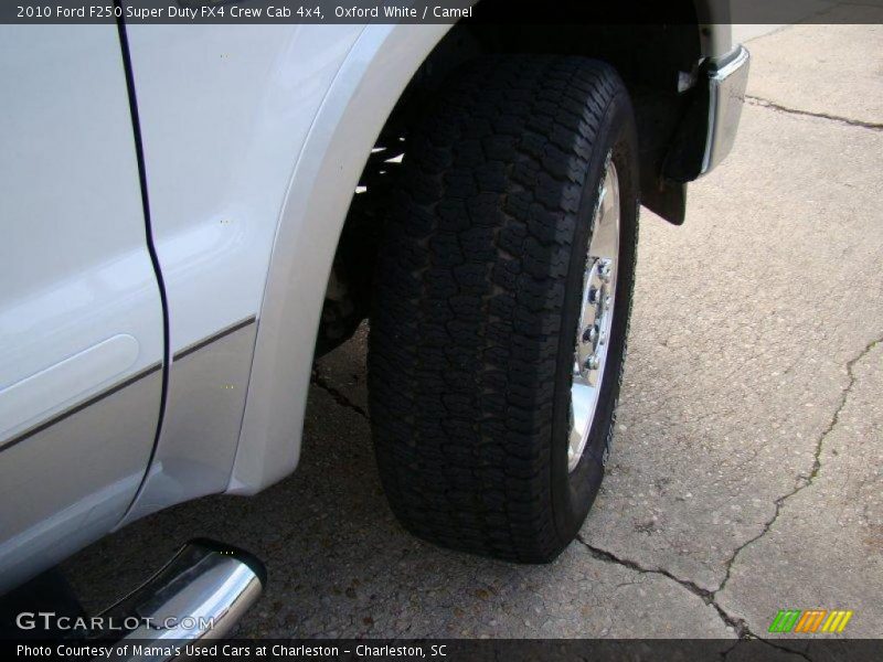 Oxford White / Camel 2010 Ford F250 Super Duty FX4 Crew Cab 4x4