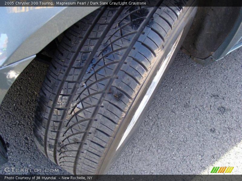Magnesium Pearl / Dark Slate Gray/Light Graystone 2005 Chrysler 300 Touring