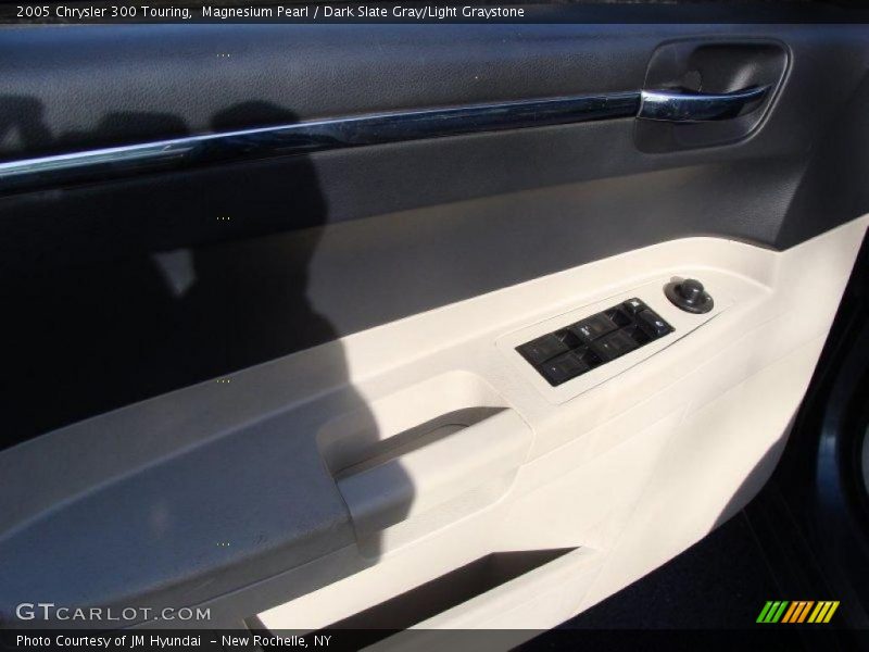 Magnesium Pearl / Dark Slate Gray/Light Graystone 2005 Chrysler 300 Touring